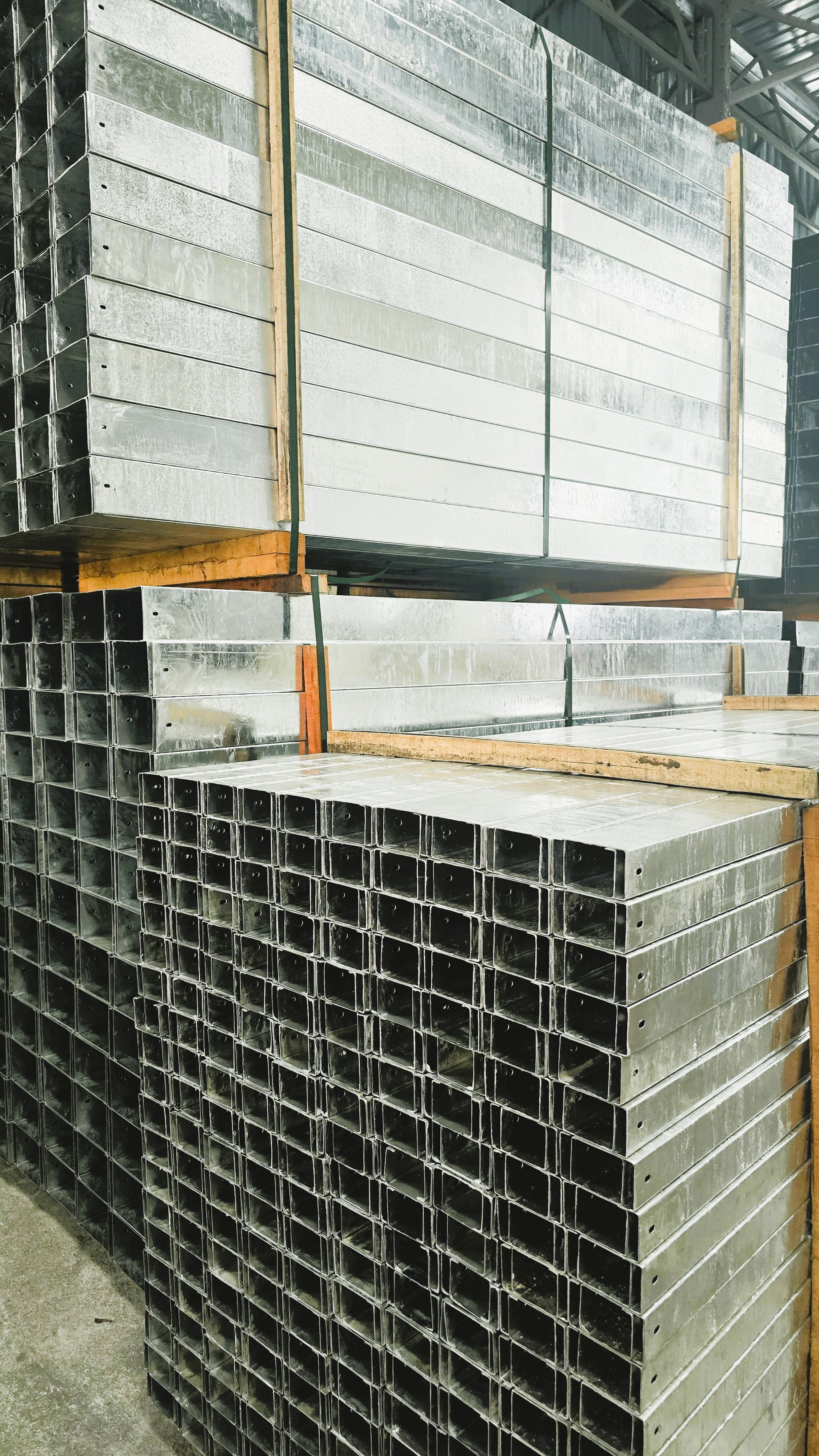Cable trunking gallery image 6