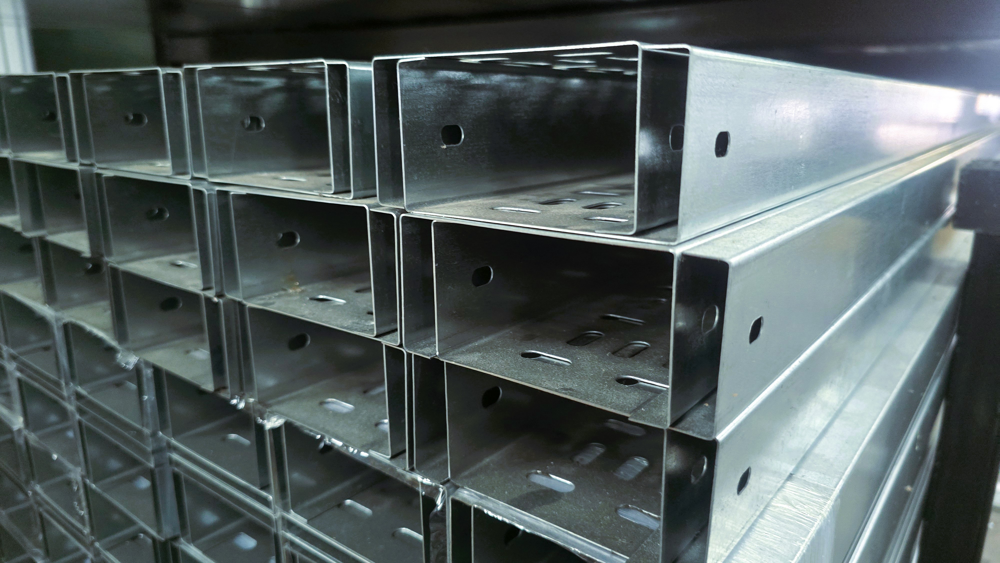 Cable trunking gallery image 9