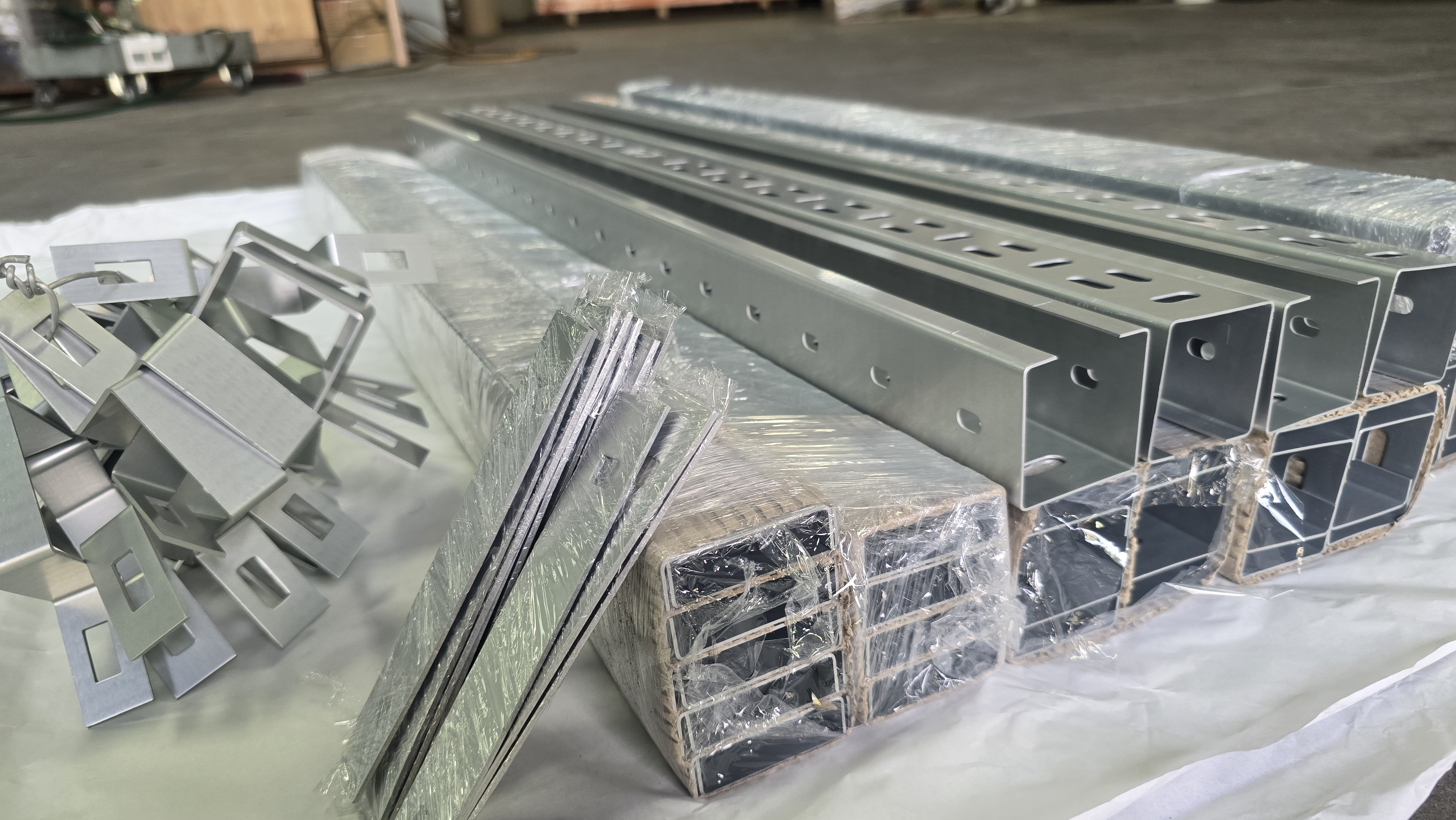 Cable trunking gallery image 11