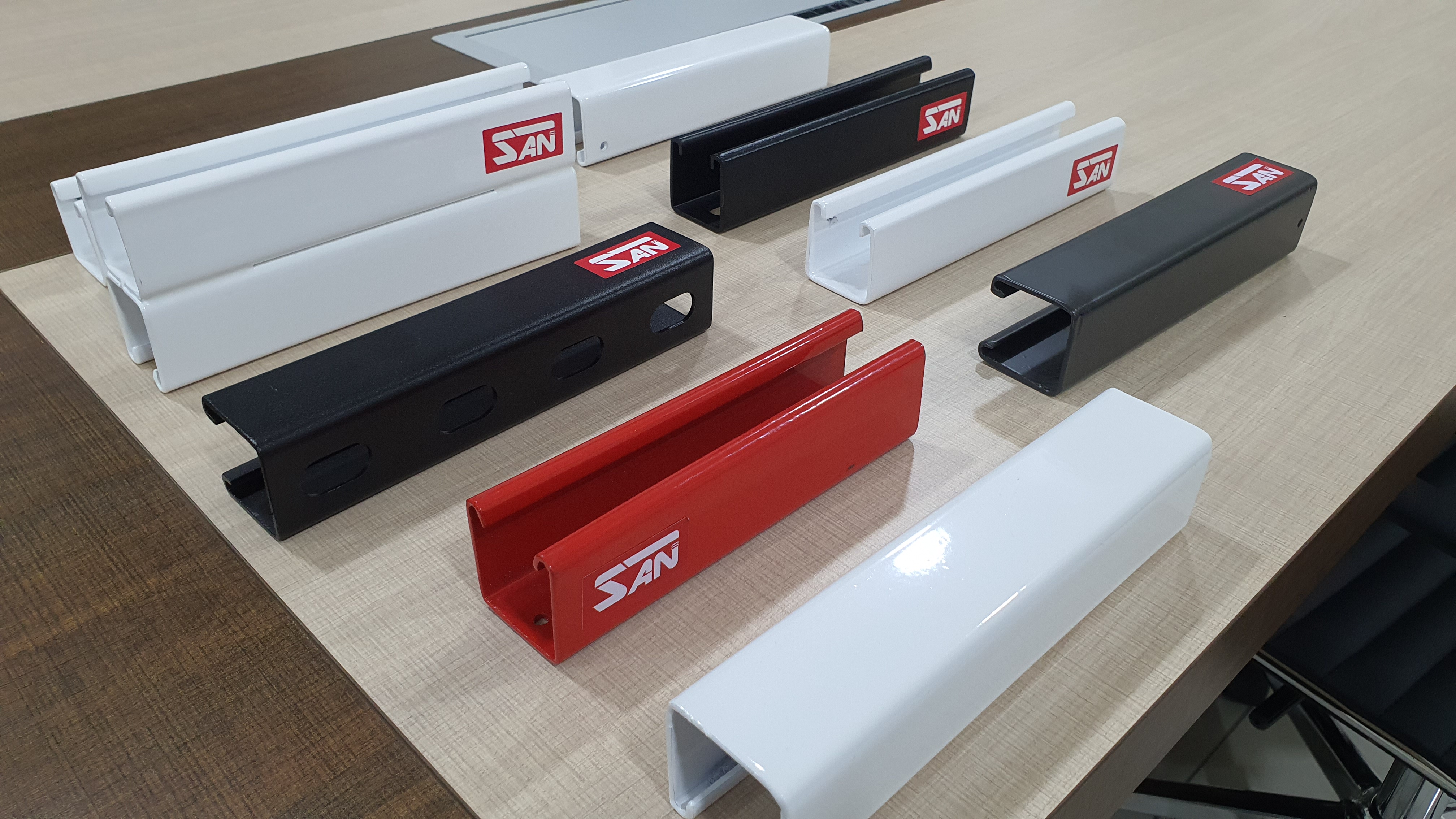 Unistrut channel gallery image 3